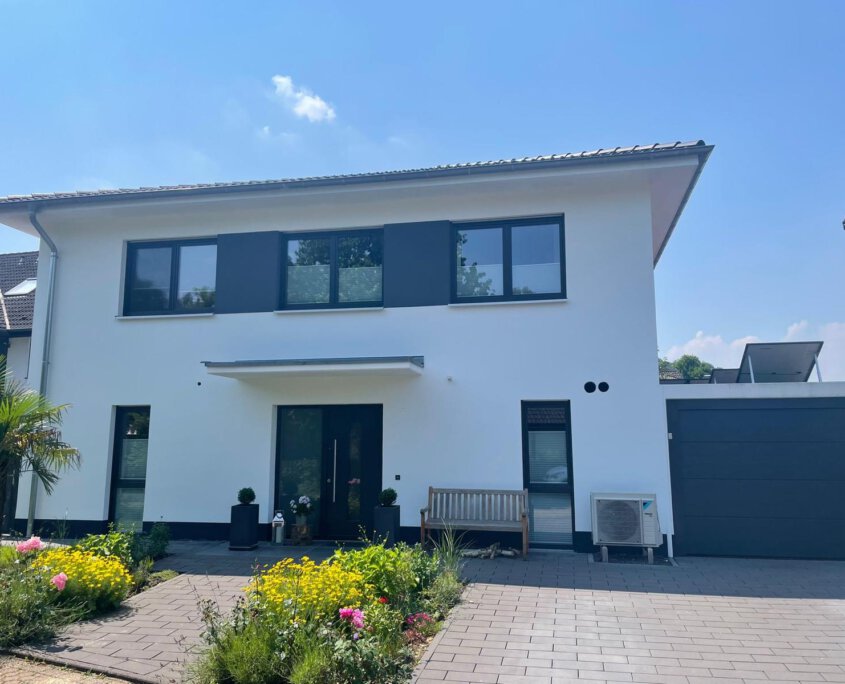 Freistehendes Haus 77