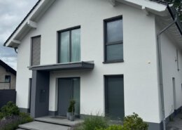 Freistehendes Haus 72