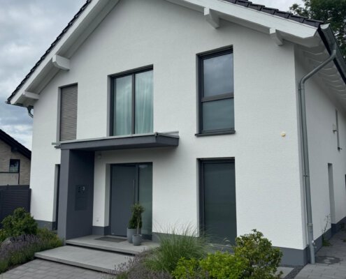 Freistehendes Haus 72