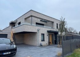 Mehrfamilienhaus 8