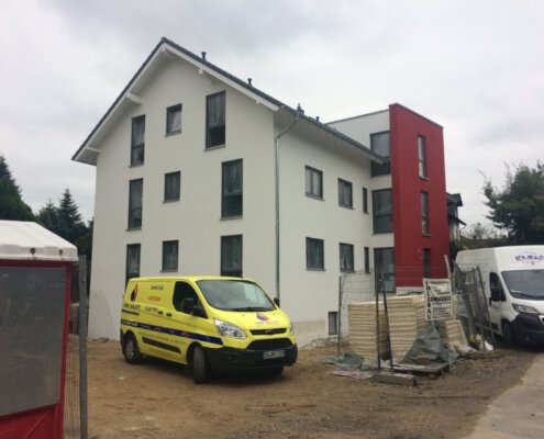 Mehrfamilienhaus 11
